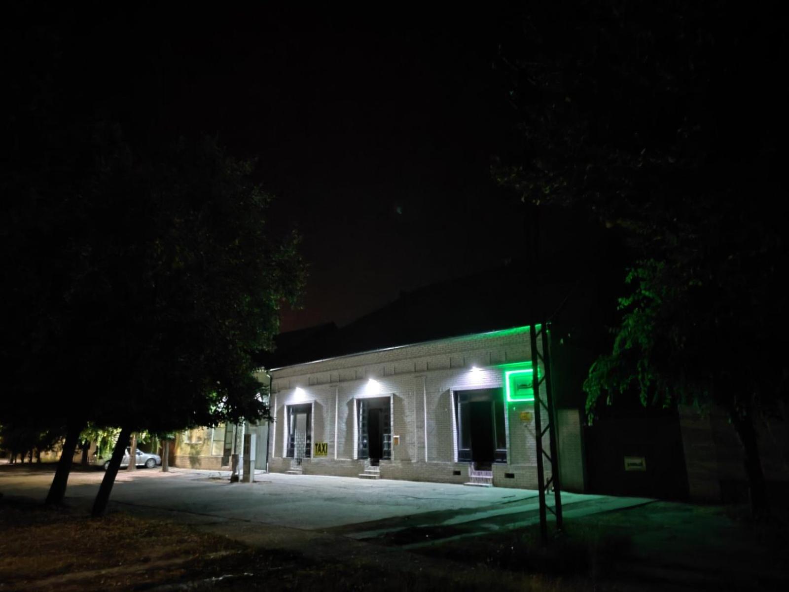 Hostel Horgos Centar Bagian luar foto
