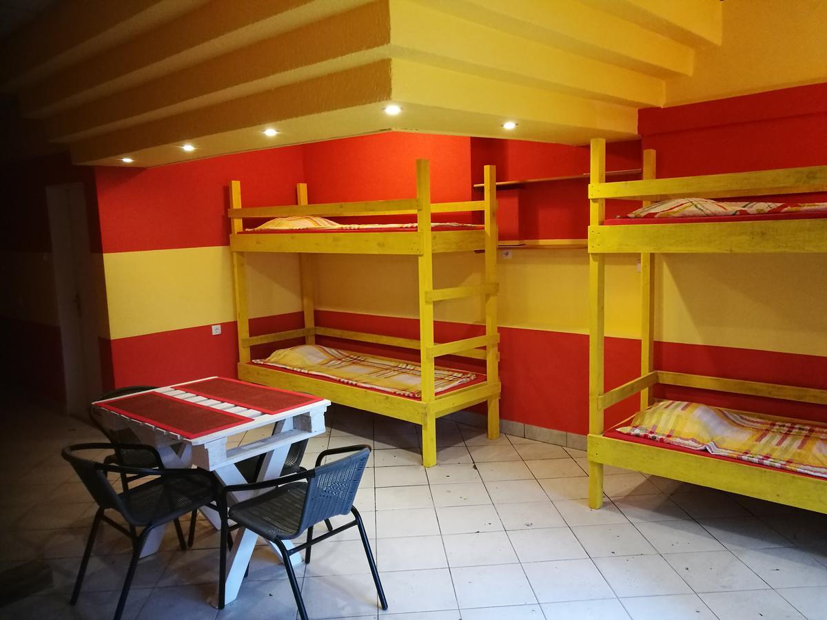 Hostel Horgos Centar Bagian luar foto