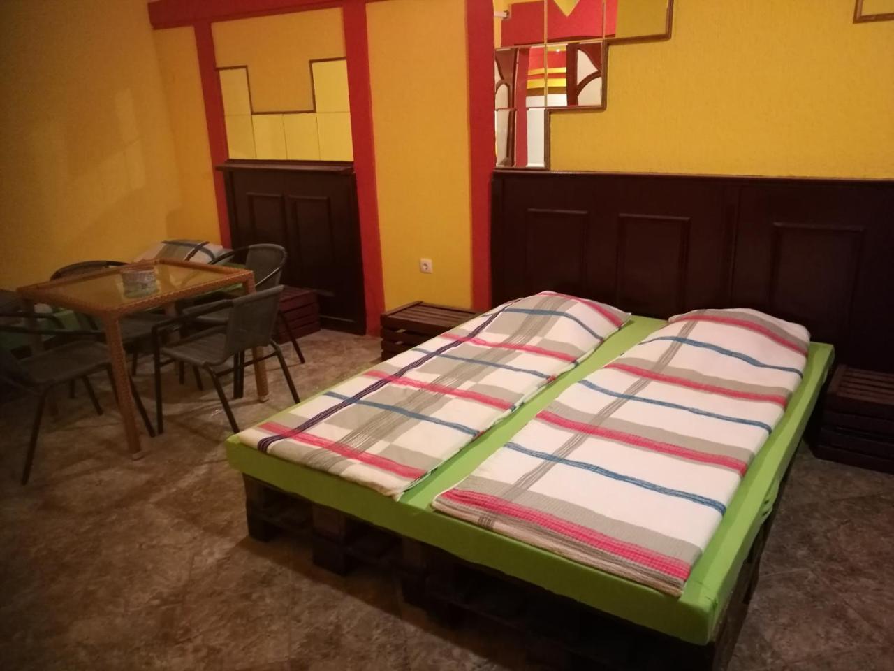 Hostel Horgos Centar Bagian luar foto